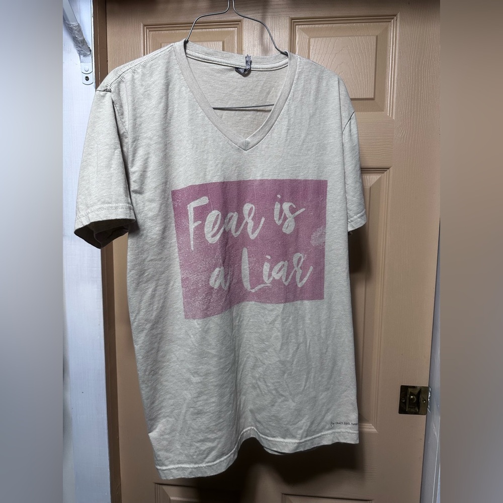 #1012 Zach Williams..”Fear is a Liar” Graphic T-Shirt…Sz Medium
